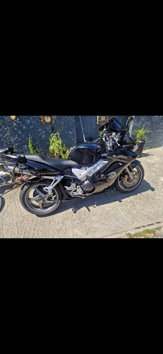 07 honda vfr 800 vtec - Image 1