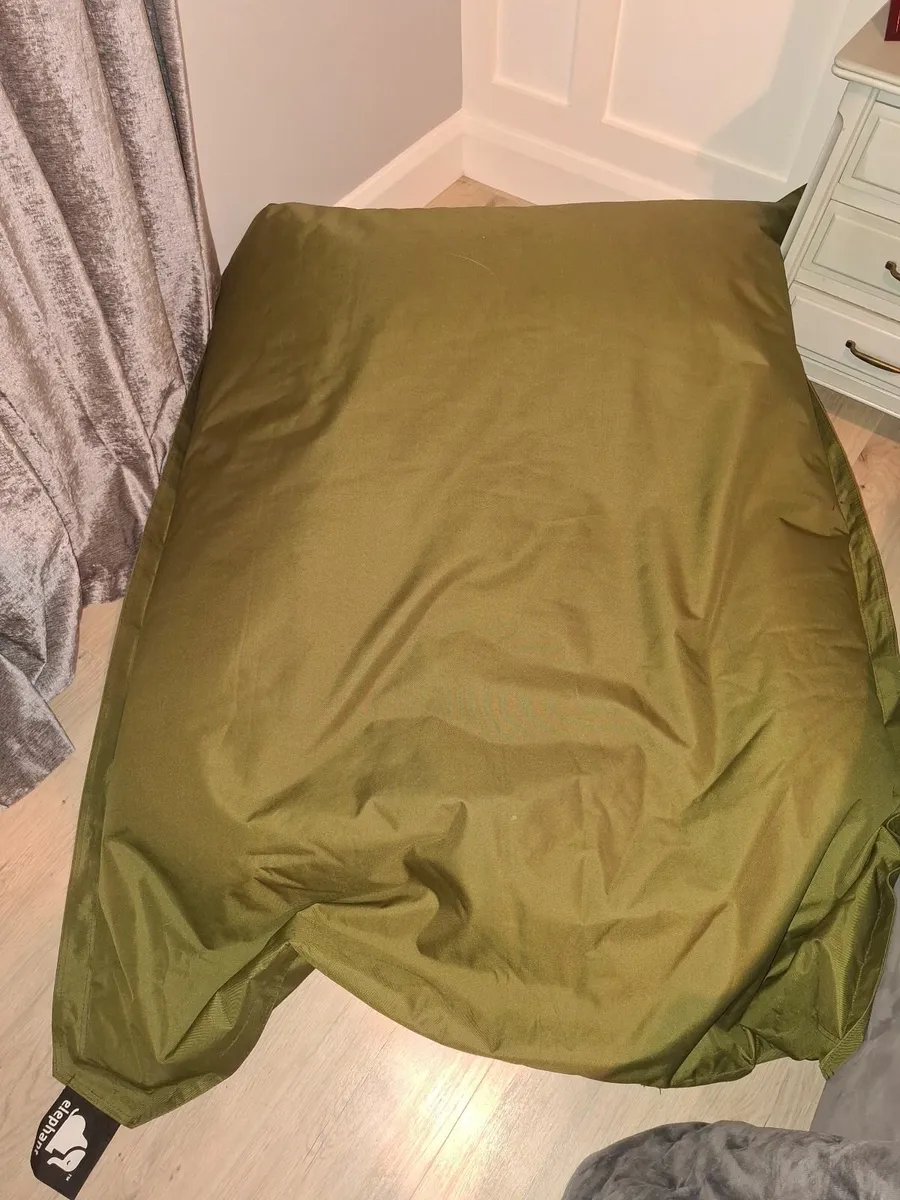 Bean Bag - Image 3