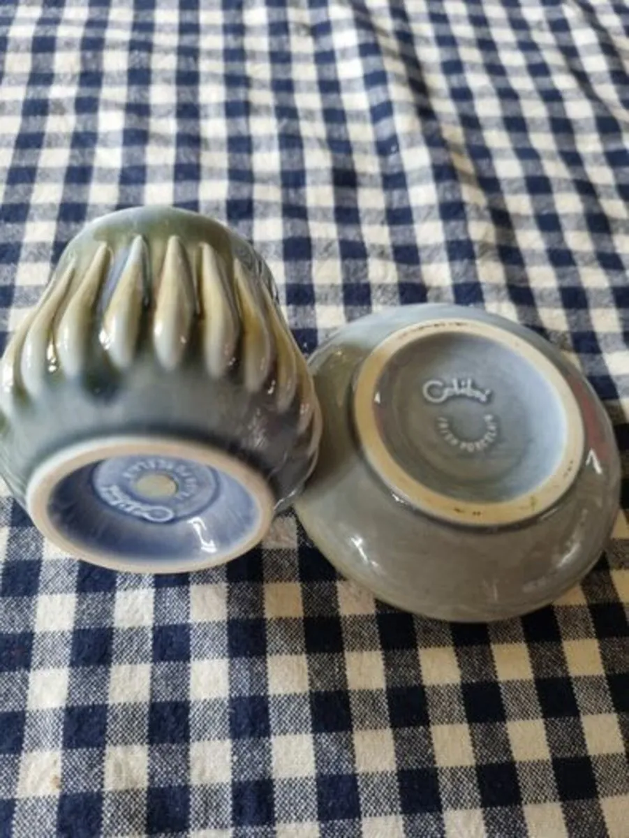 Vintage Irish Porcelain Colibri Smoking set - Image 4