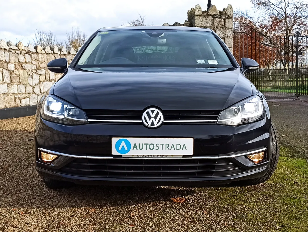 172 VW Golf MK 7.5 Comfortline • Automatic - Image 2