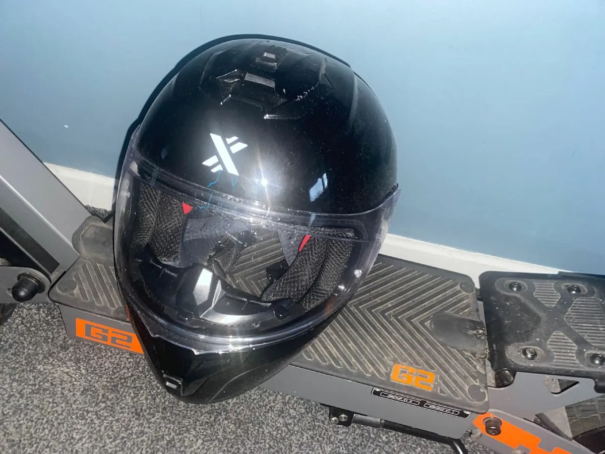 Kukirin g2 electric scooter - Image 4