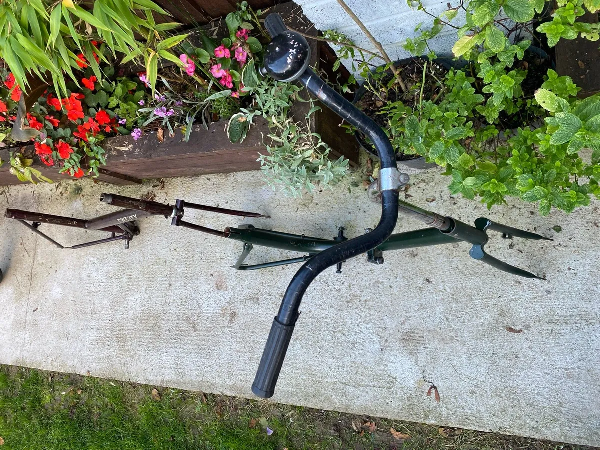 Vintage folding bike frame - Image 3