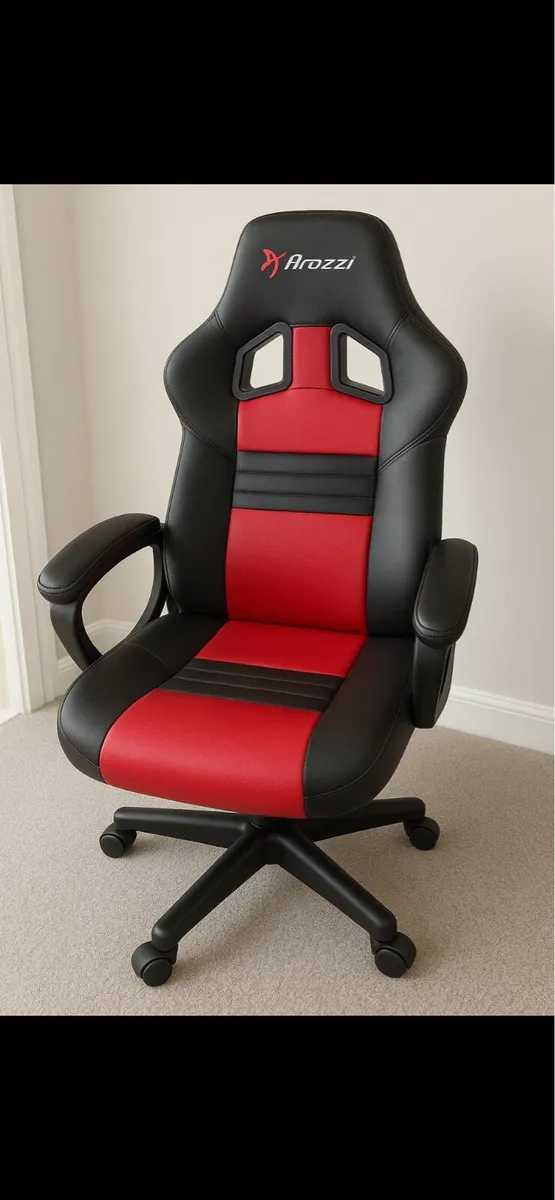 Arozzi Gaming Chair, Refurbished, Black and Red