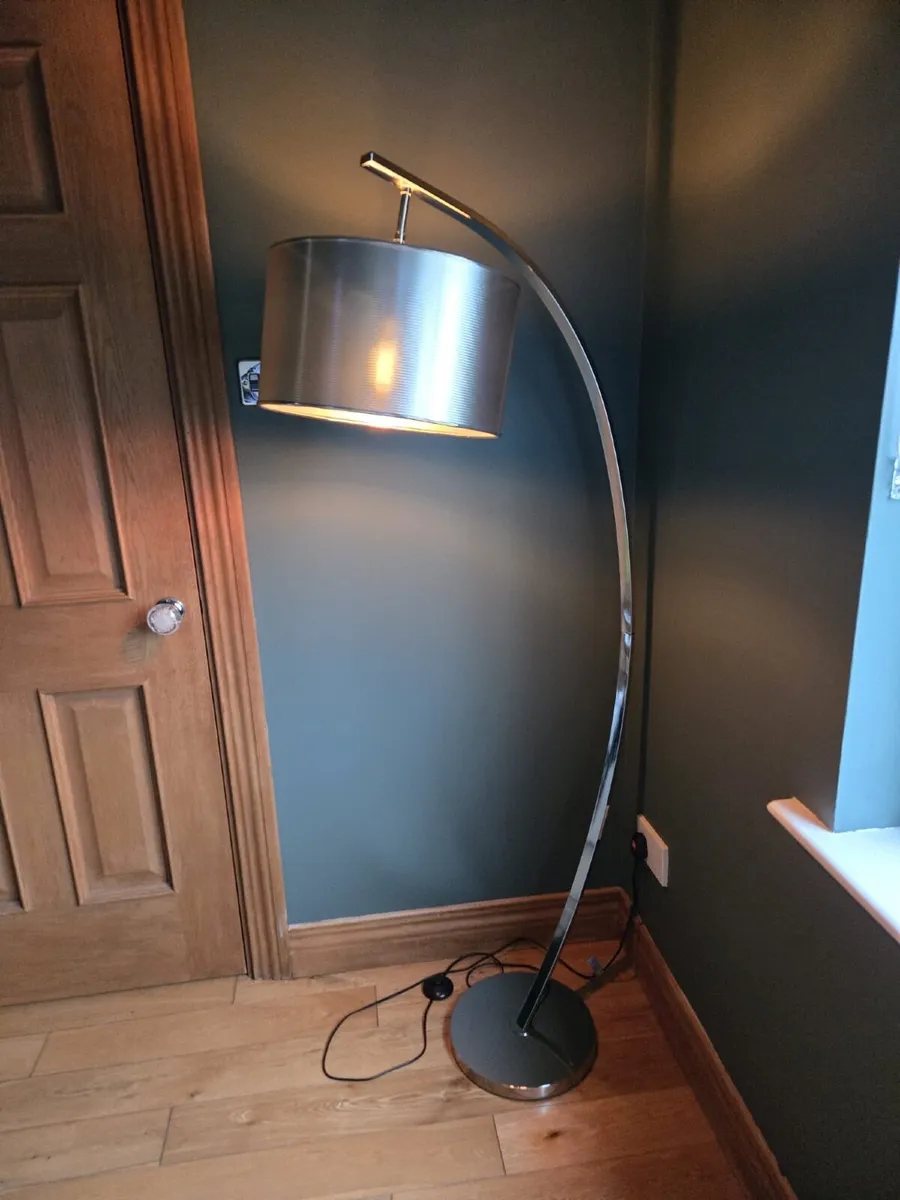 Standing Lamp - Image 1