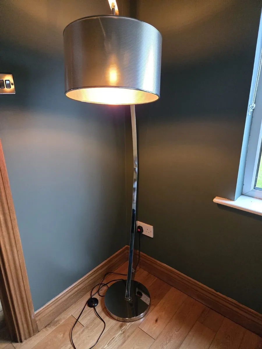 Standing Lamp - Image 2