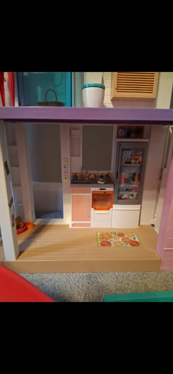 barbie house - Image 3