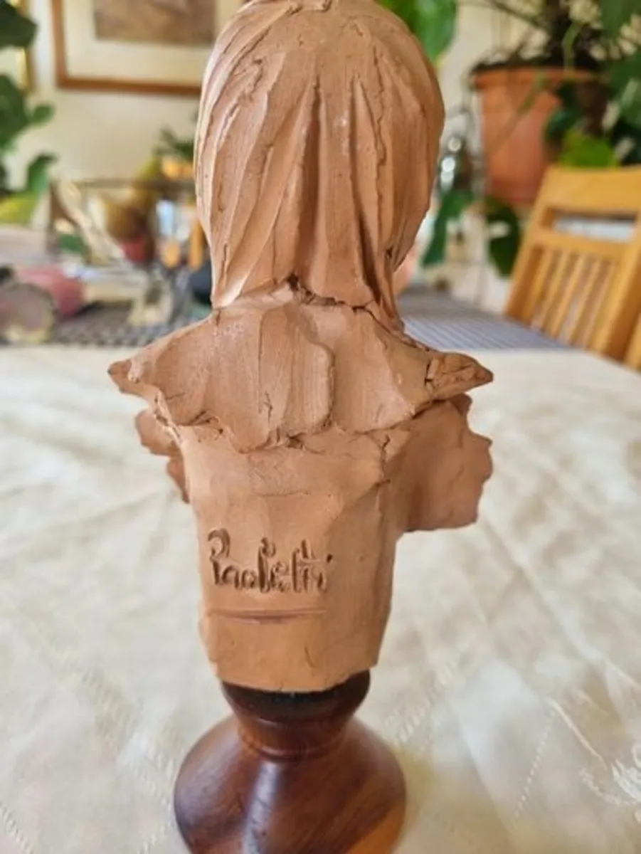 Clay Terracotta Bust of a woman - Image 4