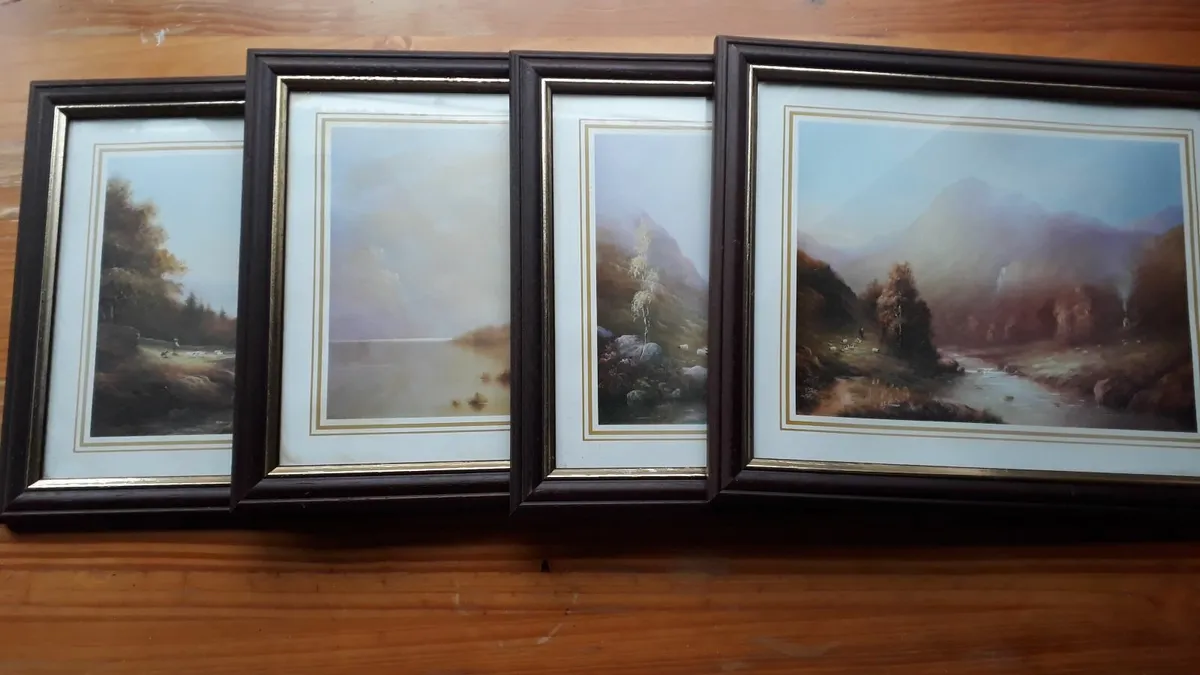 Raymond Gilronan Set - Image 1