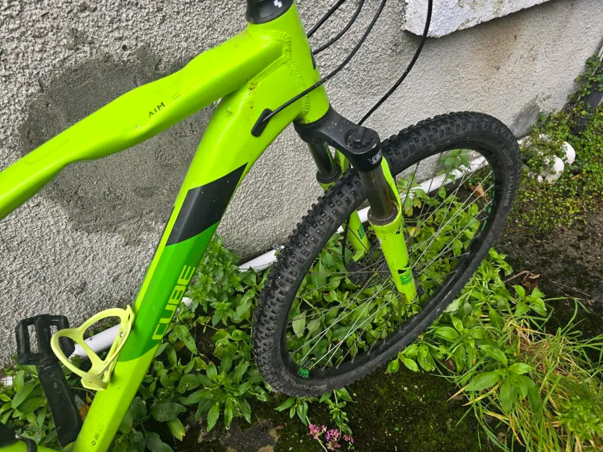 CUBE Mountain Bike Neon Green working great size 2 - Image 4