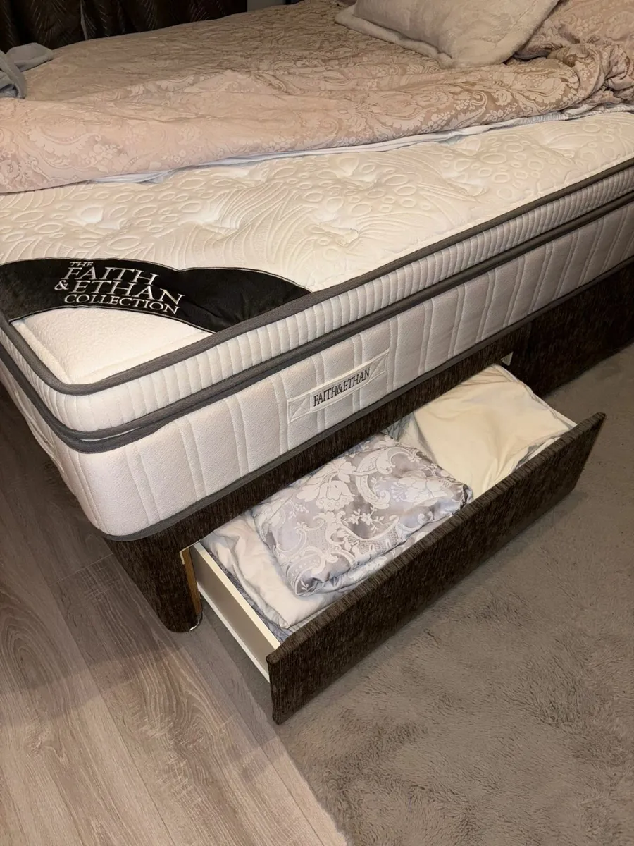 Bed set kingsize, chest of drawers - Image 2