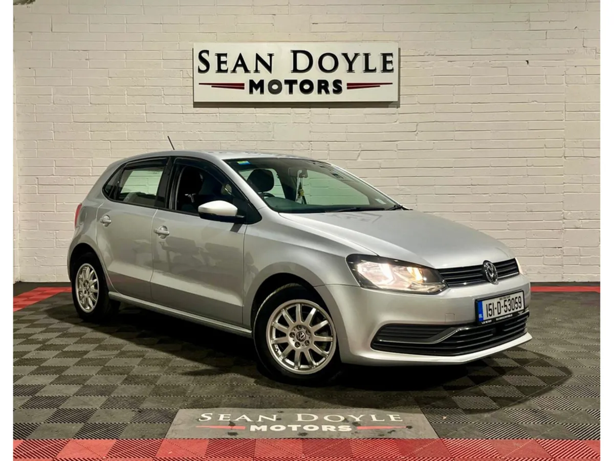 Volkswagen Polo 2015 1.2 TSI AUTO - Image 1