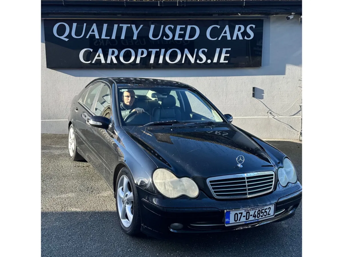 Mercedes-Benz C-Class C180 K AUTO 4DR//VERY LOW MI - Image 3