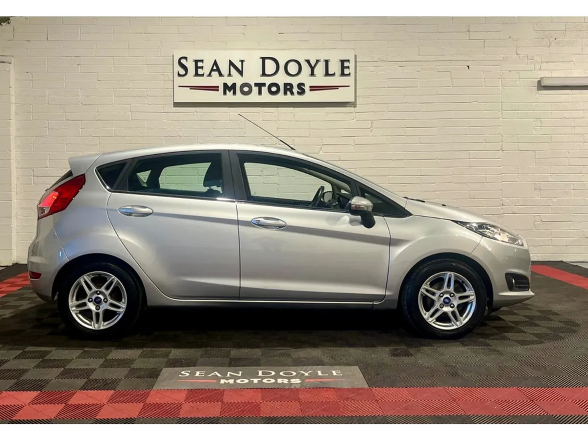 Ford Fiesta 2014 1.2 ZETEC Manual - Image 4