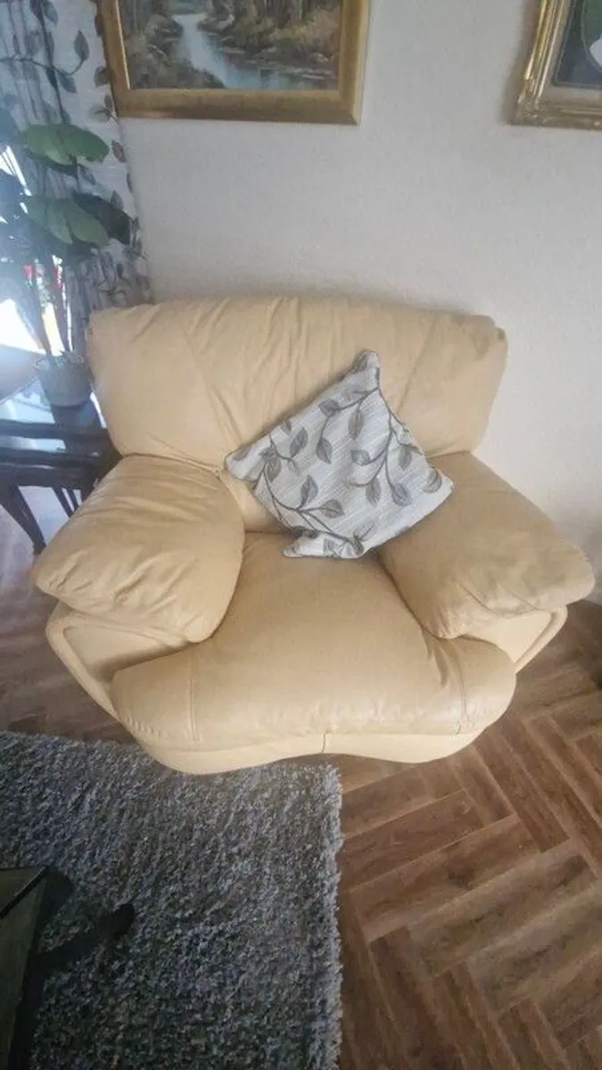 couch suite - Image 2