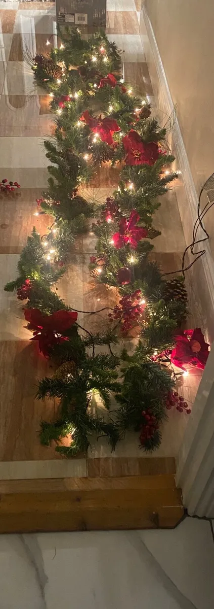 2 prelight garlands - Image 1