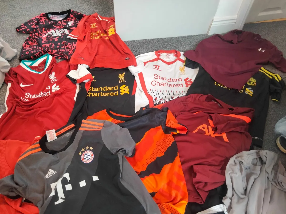 Boys  Liverpool jerseys - Image 4