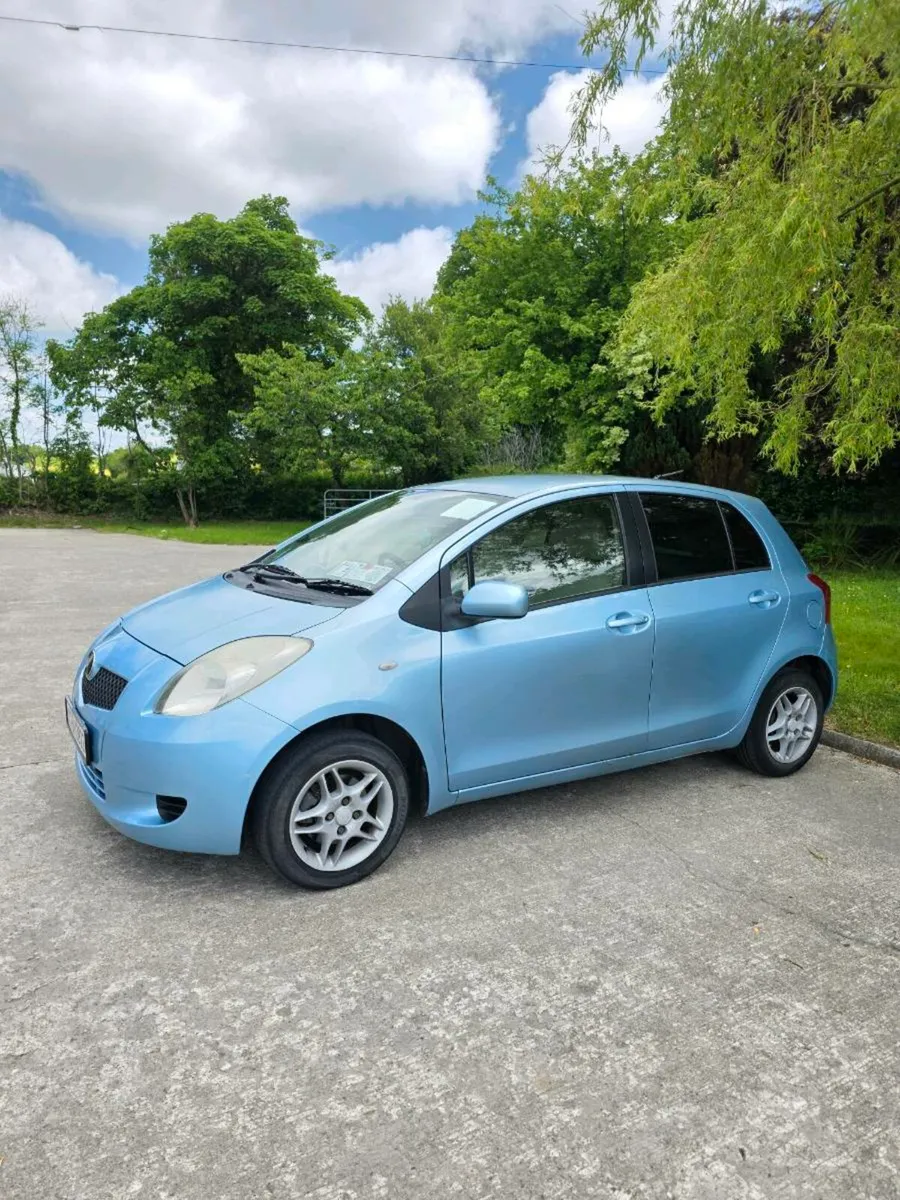 Toyota vitz 2007 automatic - Image 2