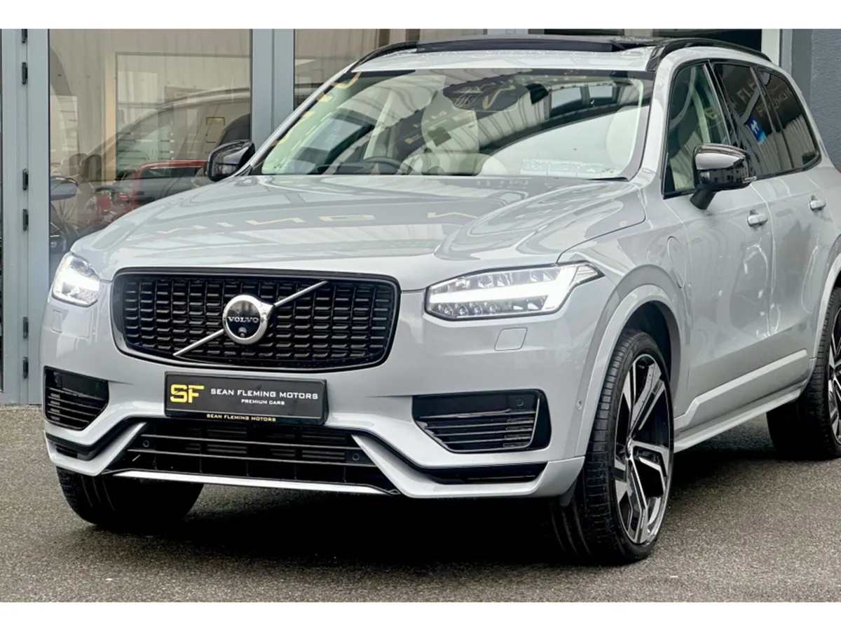 Volvo XC90 ULTIMATE T8 RECHARGE AWD - Image 3