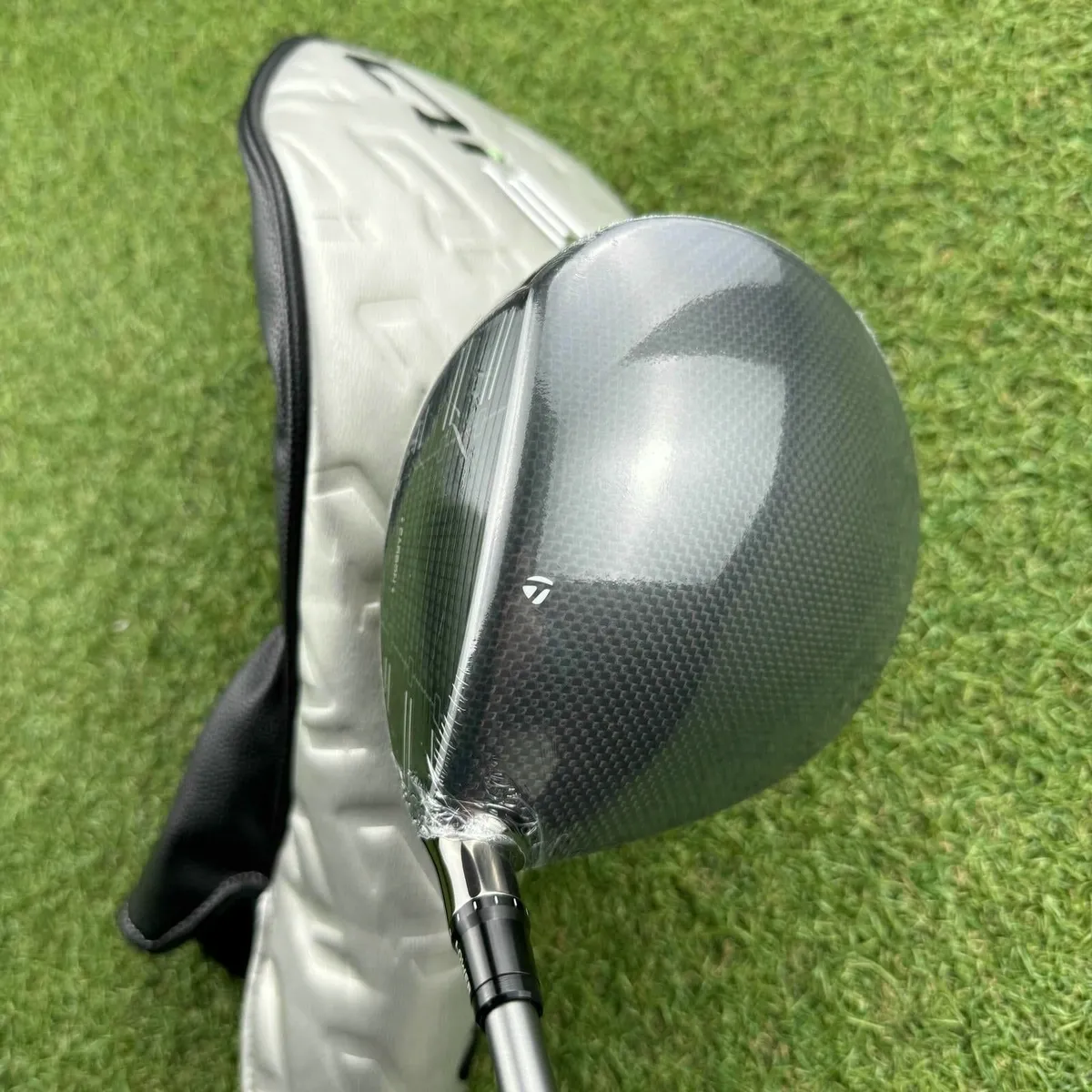 New Taylormade Qi35 Max Driver / 9° / Regular - Image 4