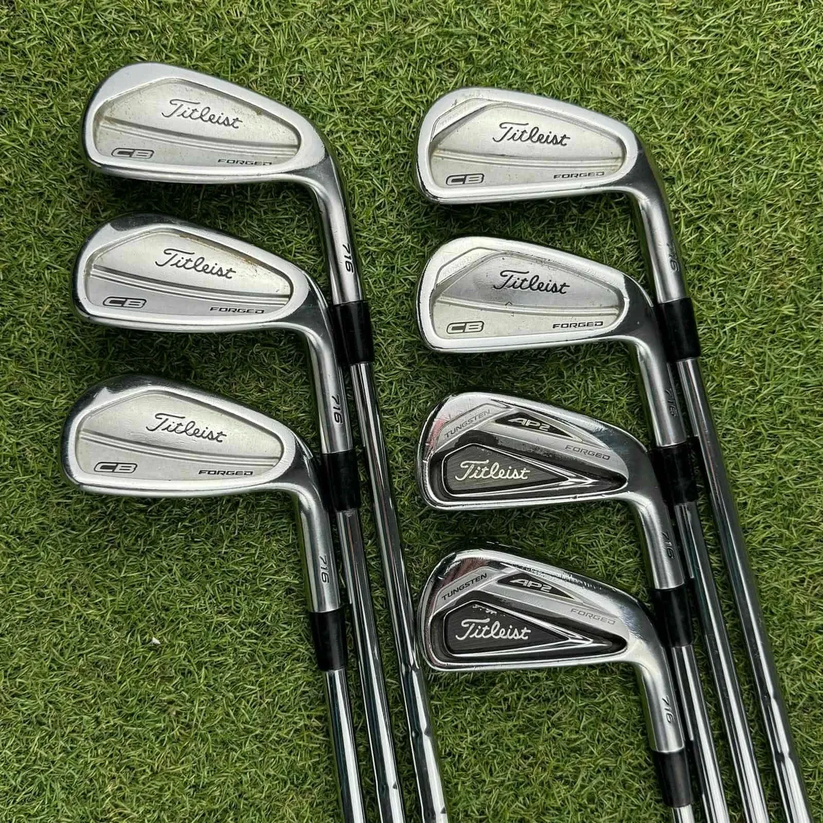 Titleist 716 AP2 / CB Combo Irons / 4-Pw / X-Stiff - Image 2