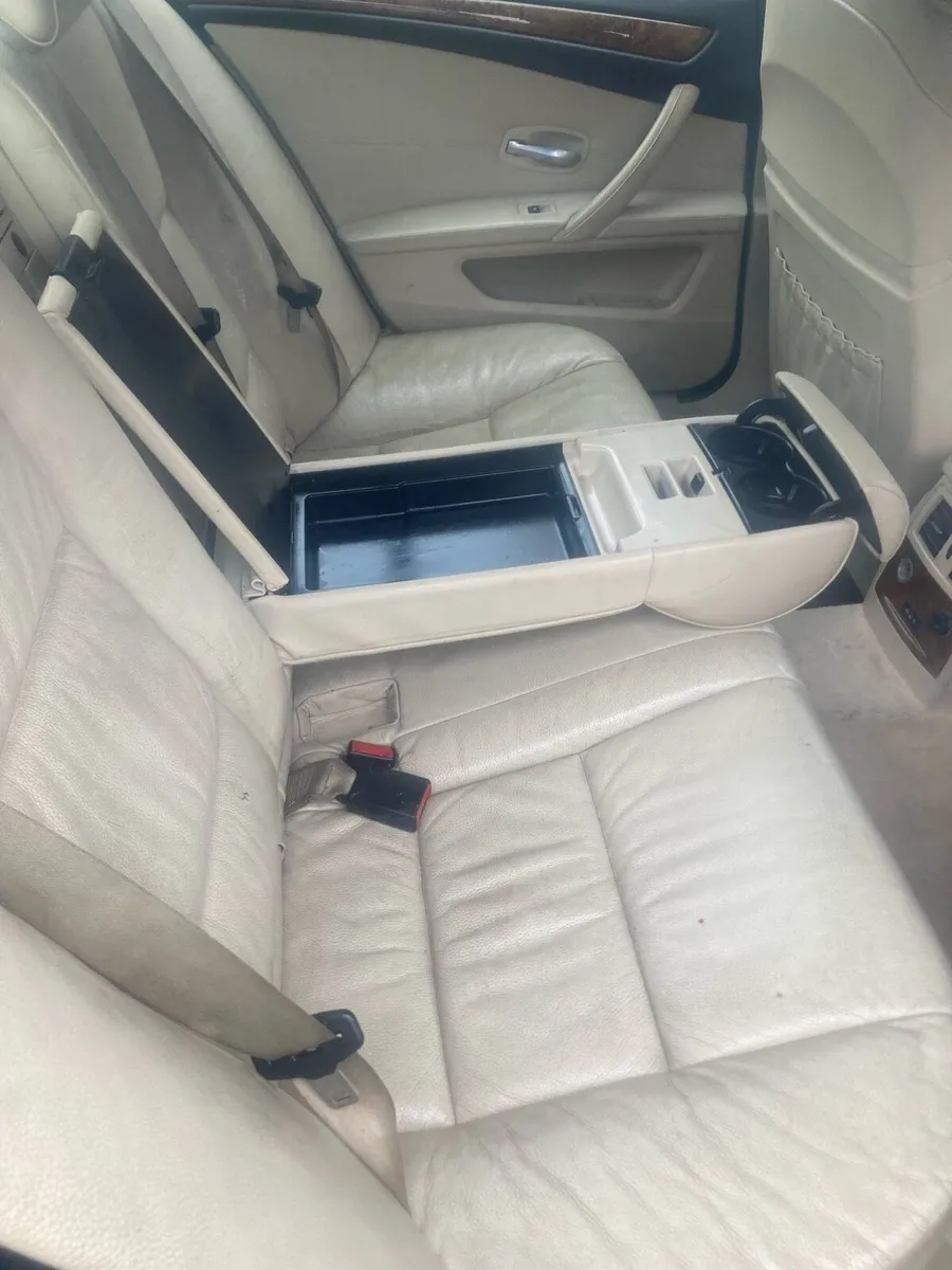 BMW E60 2009 - Image 4