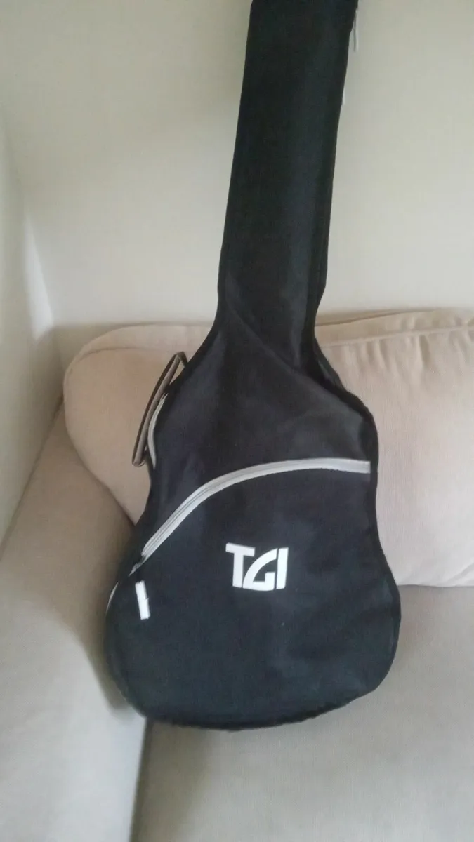 Acoustic guitar - Image 3