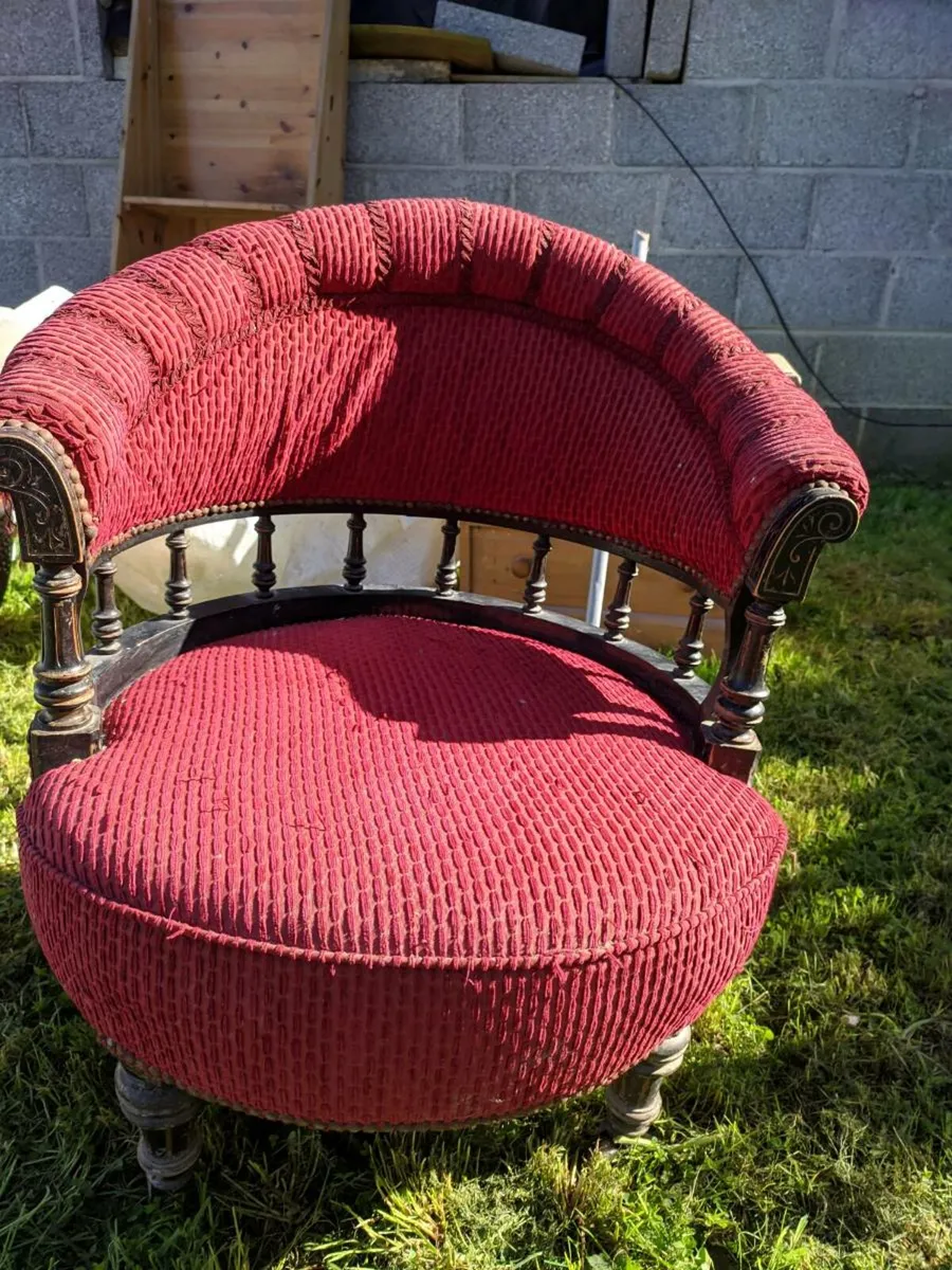 Antique Victorian style upholstered chair - Image 3
