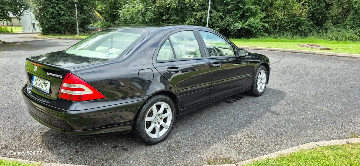 Mercedes-Benz C-Class 2006 - Image 1