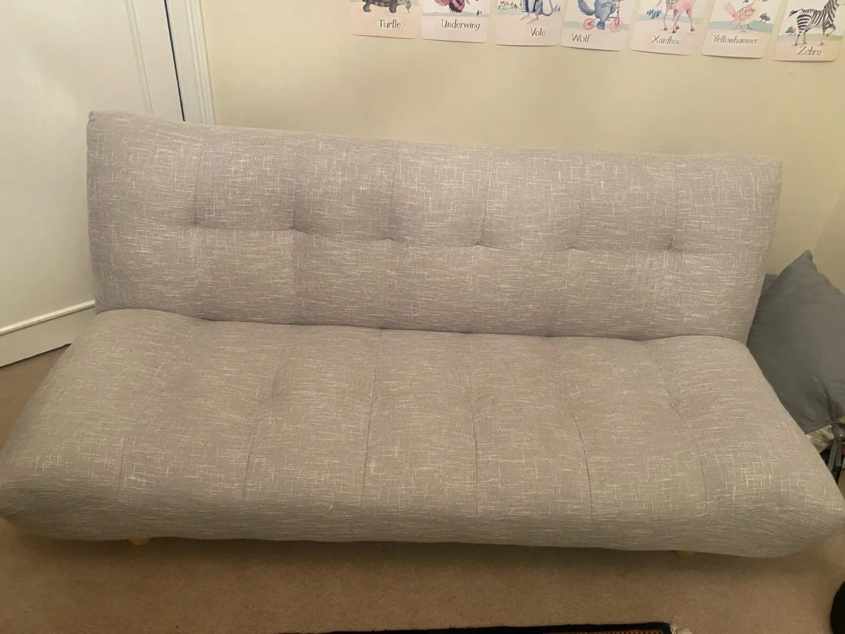 Sofa couch - Image 1