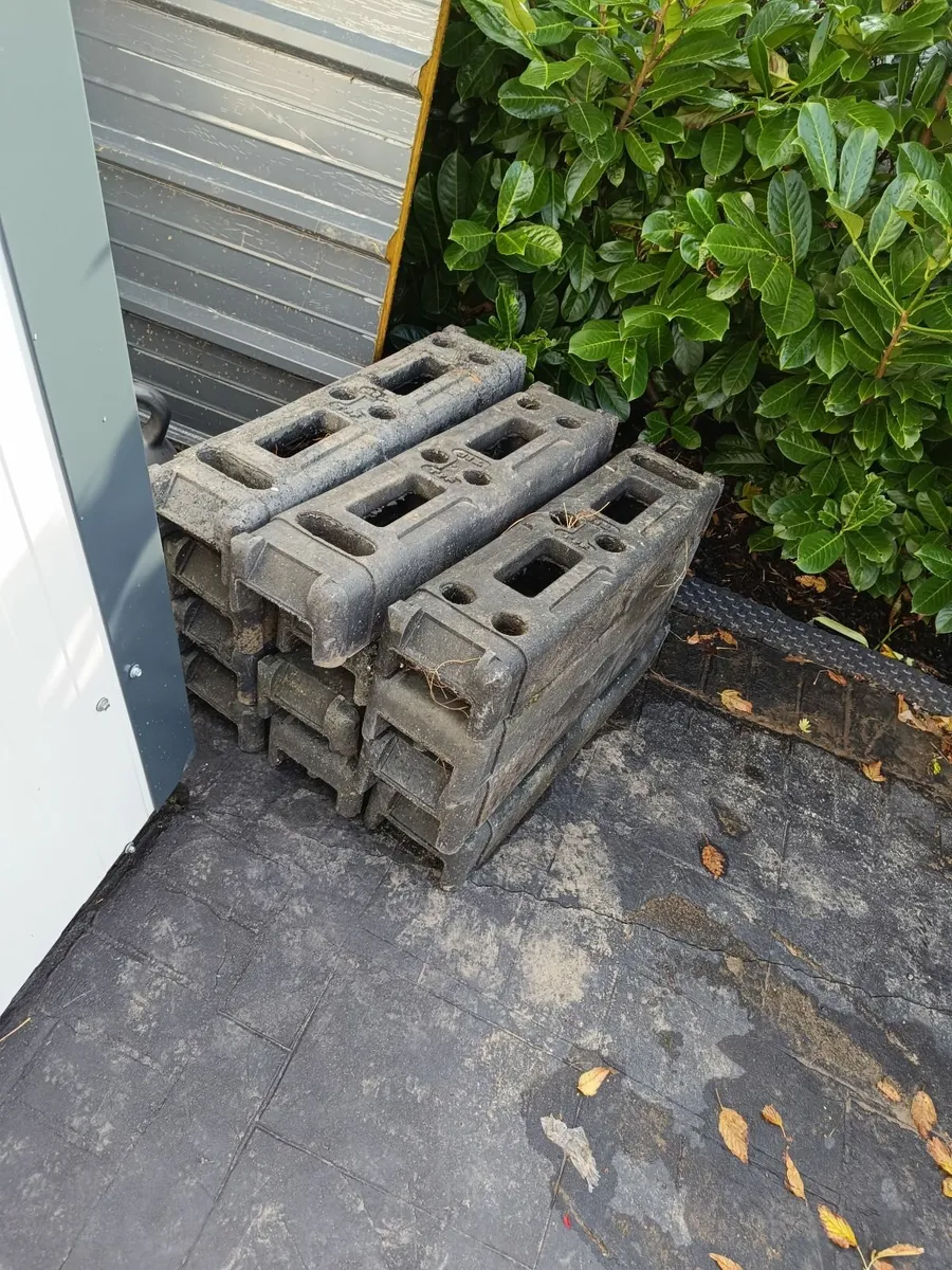 Builders fencing - Image 2