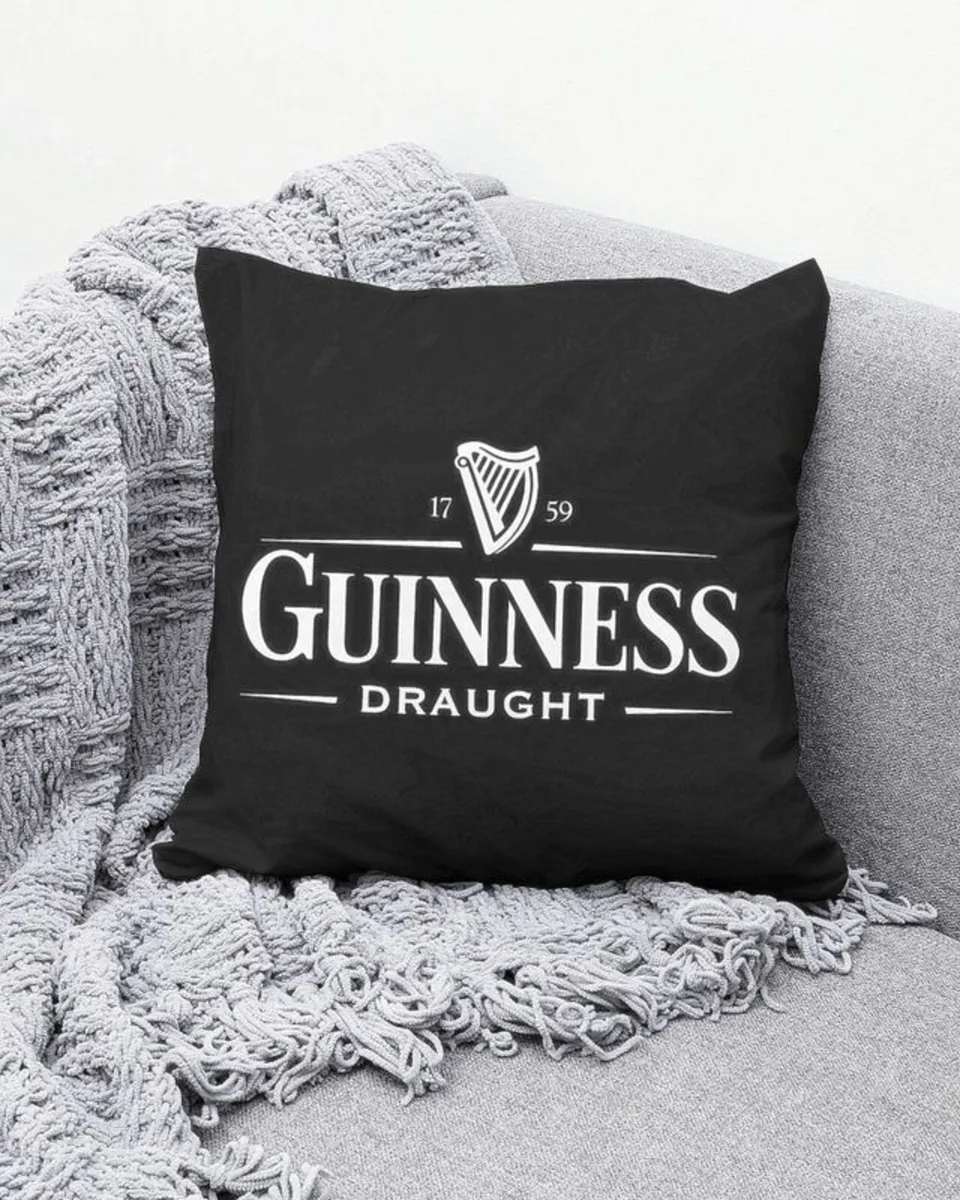 Set 4 BNWT Bar Cushions - Image 3