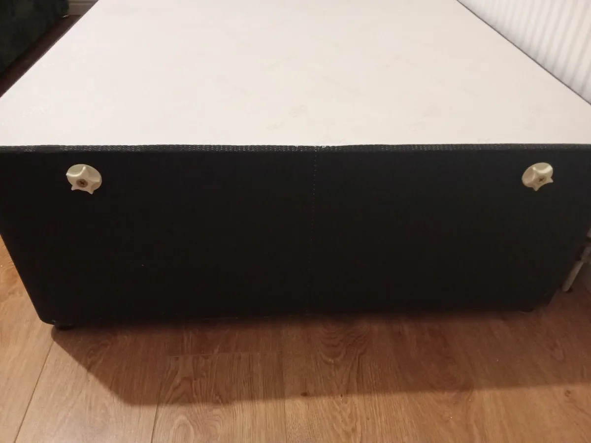 Single bed - Image 2