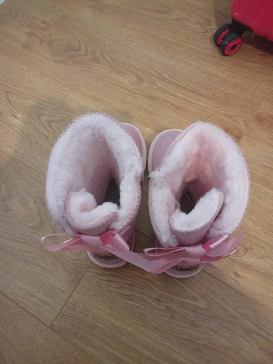 Uggs - Image 4