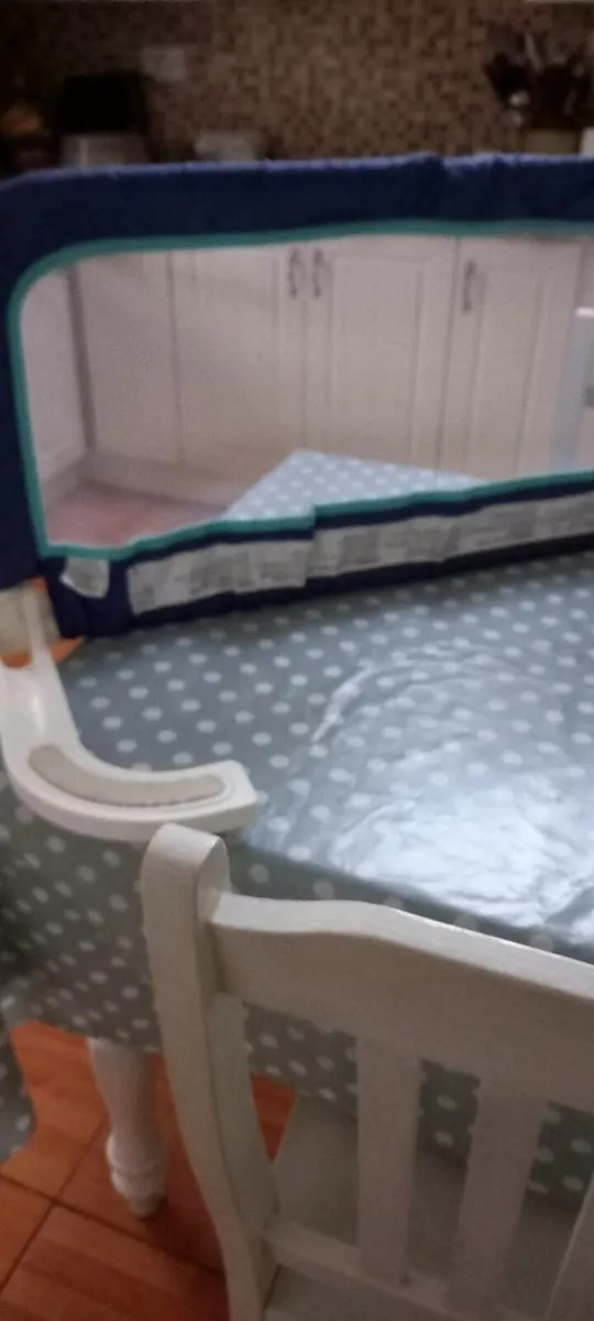 Bed safety rail - Image 2