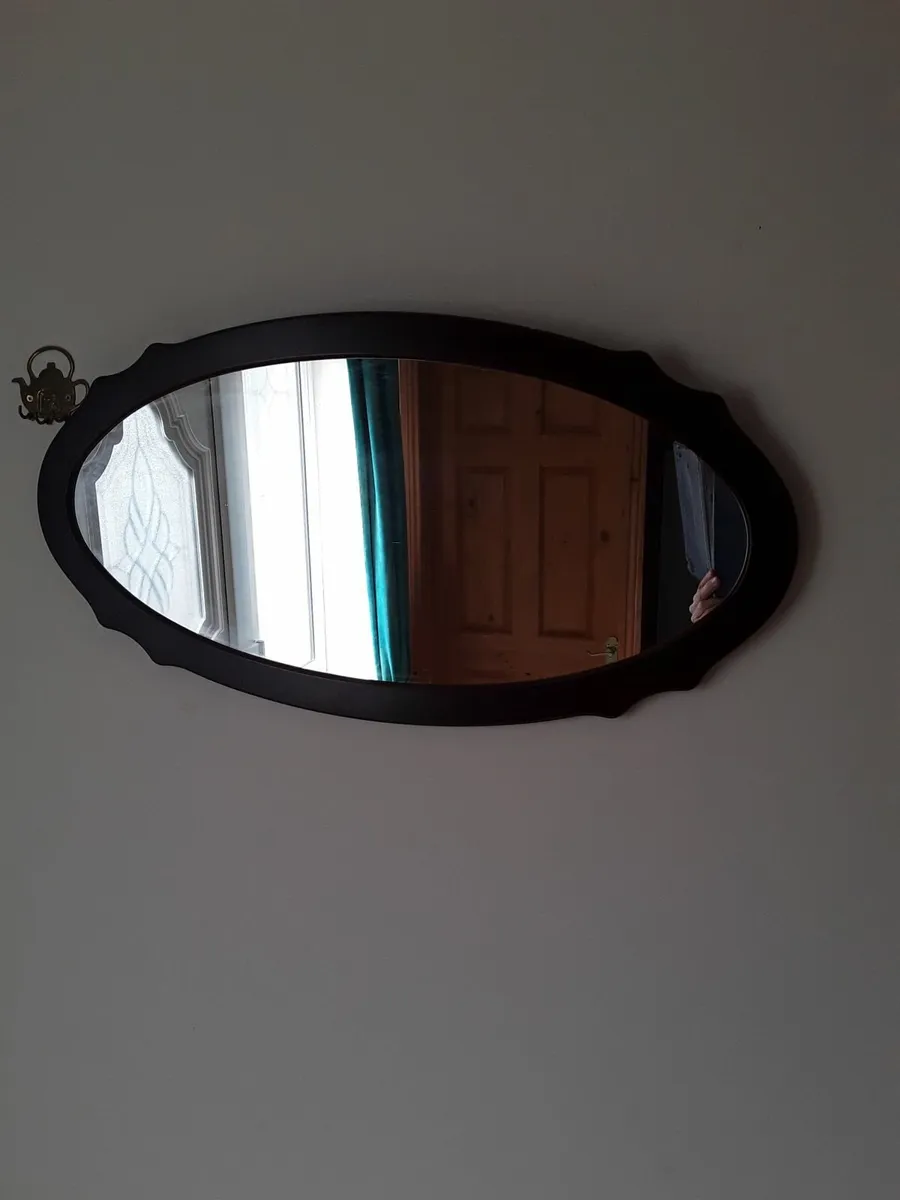 As new oval shaped Rossmore mirror - Image 3