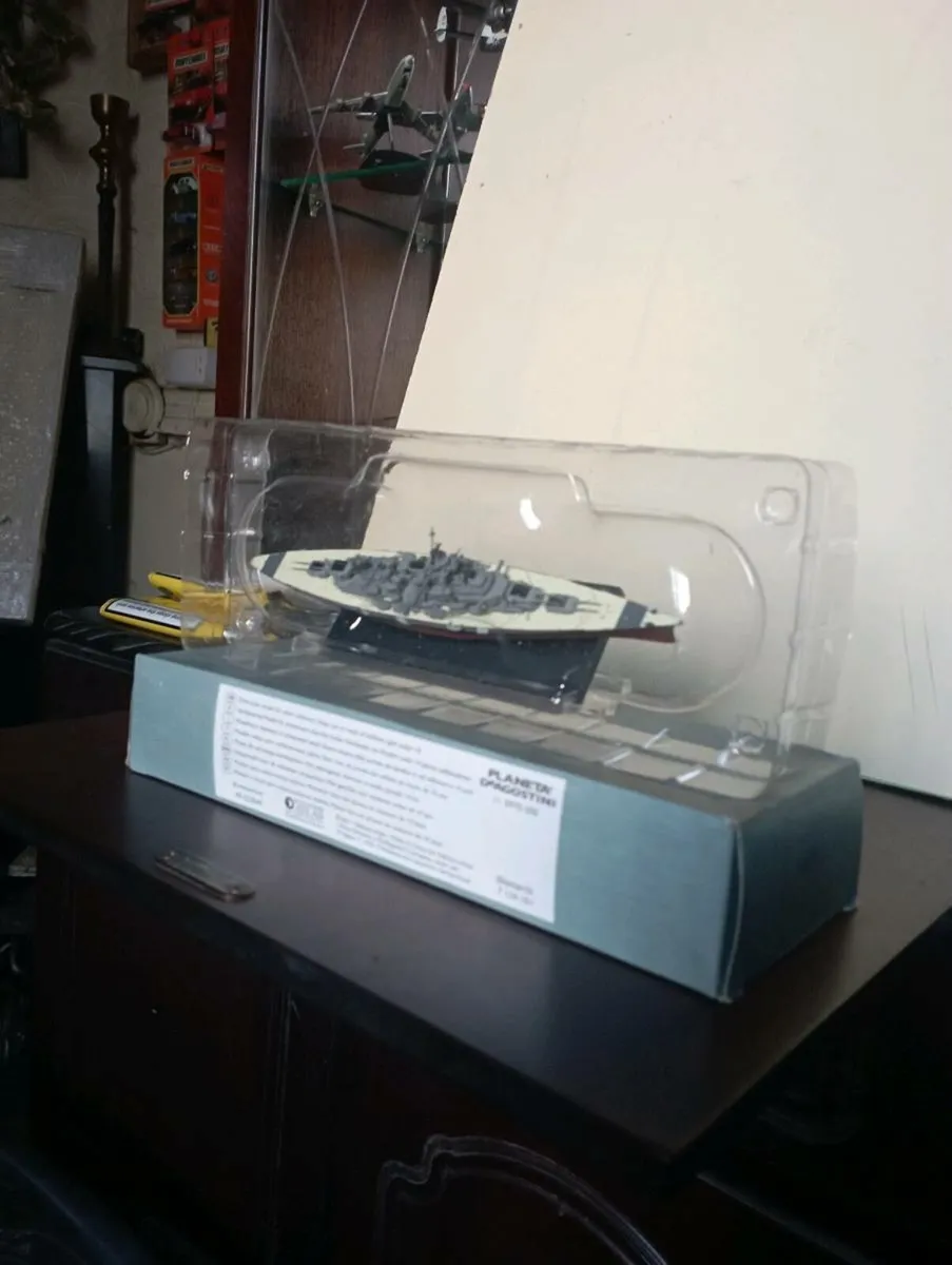 VINTAGE 1941 GERMAN WWII  BISMARCK  BATTLESHIP - Image 3