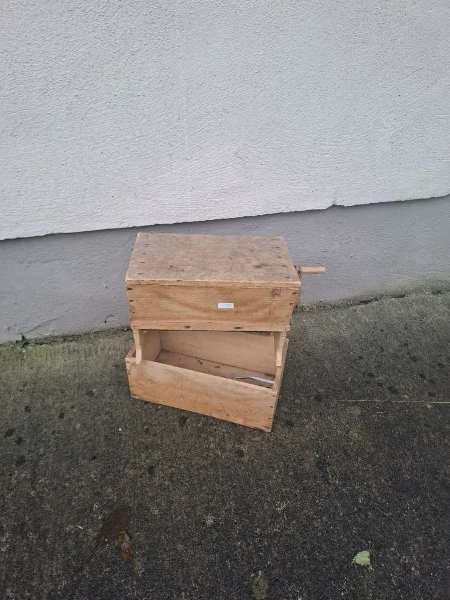 Wood sieve to make flour possible to post - Image 1