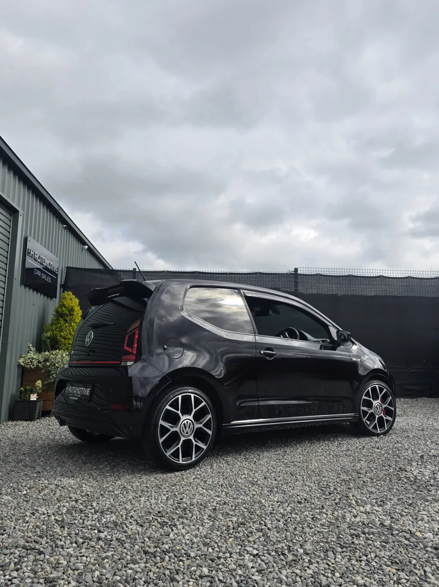 2018 VOLKSWAGEN Up! GTI 6-SPEED MANUAL - Image 2