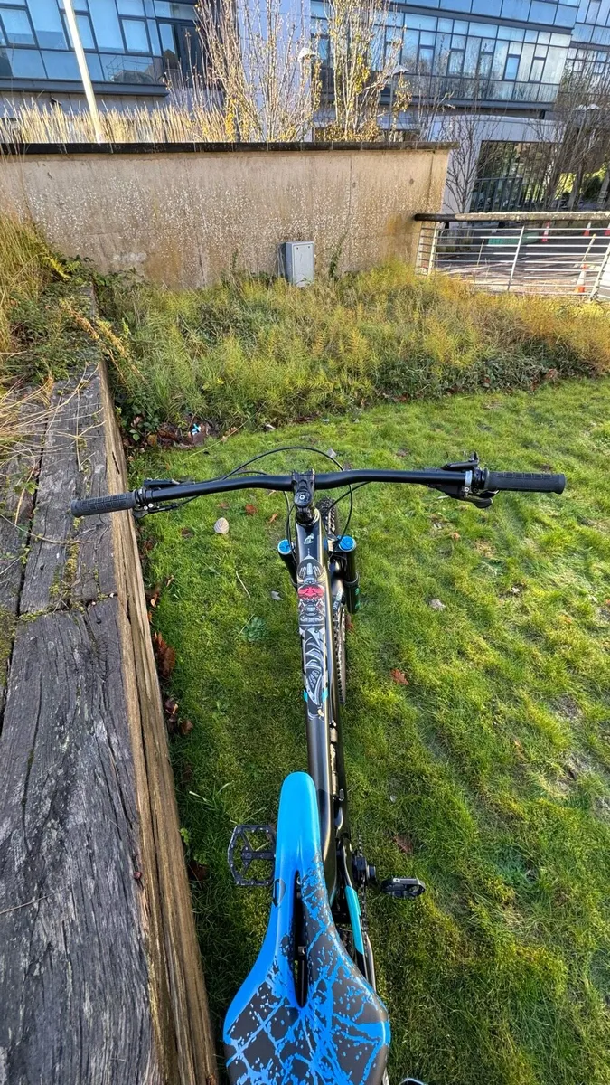 Mountain bike ,Yeti sb6 - Image 3