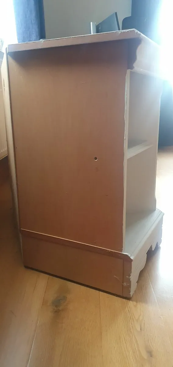 Rossmore TV unit - Image 3