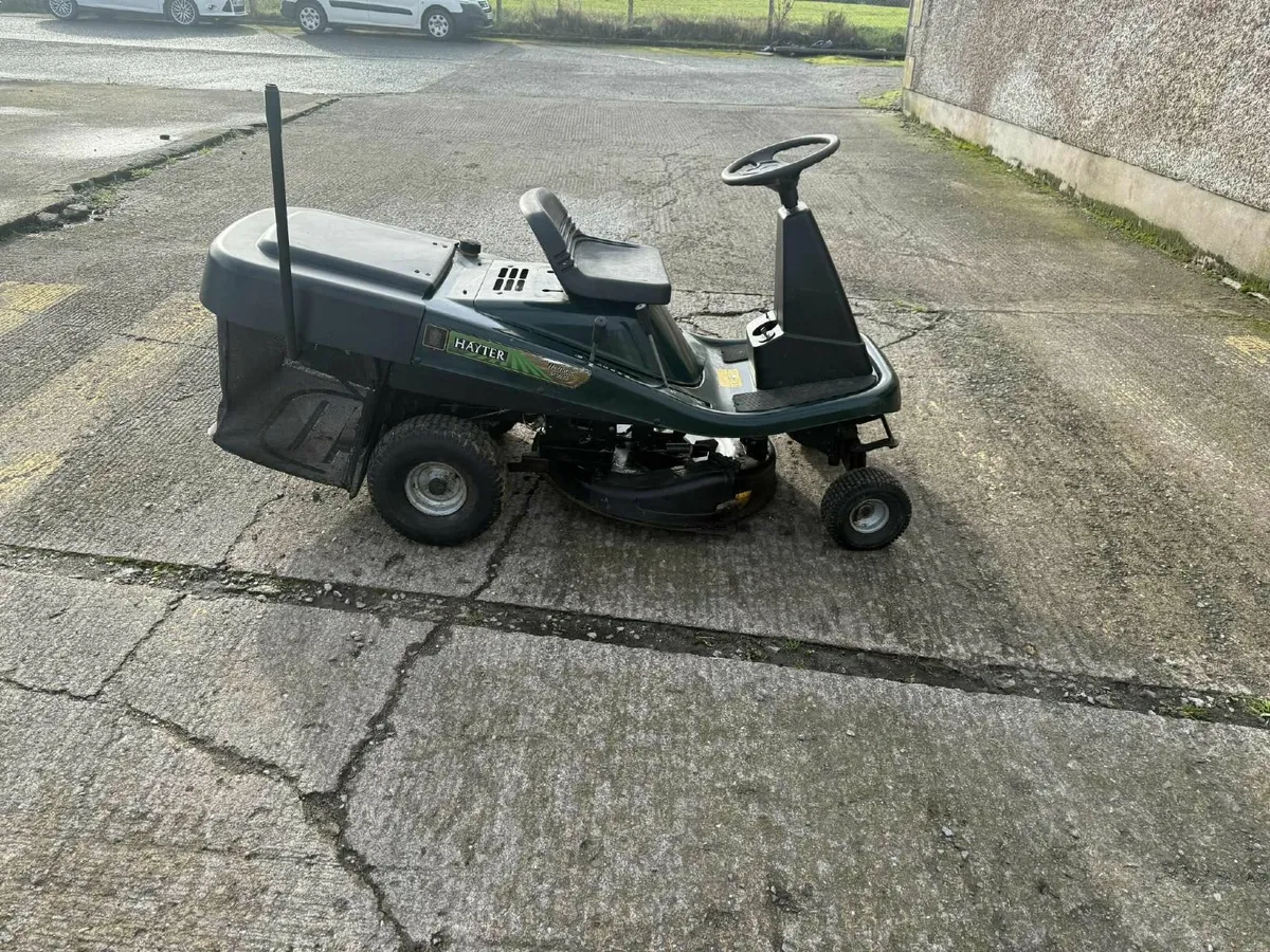 Ride on mower - Image 2