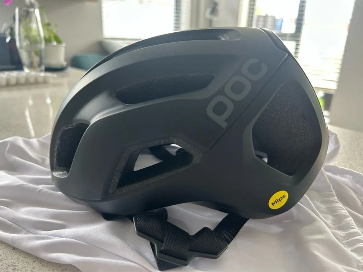 POC Ventral Air MIPS Helmet - Image 1