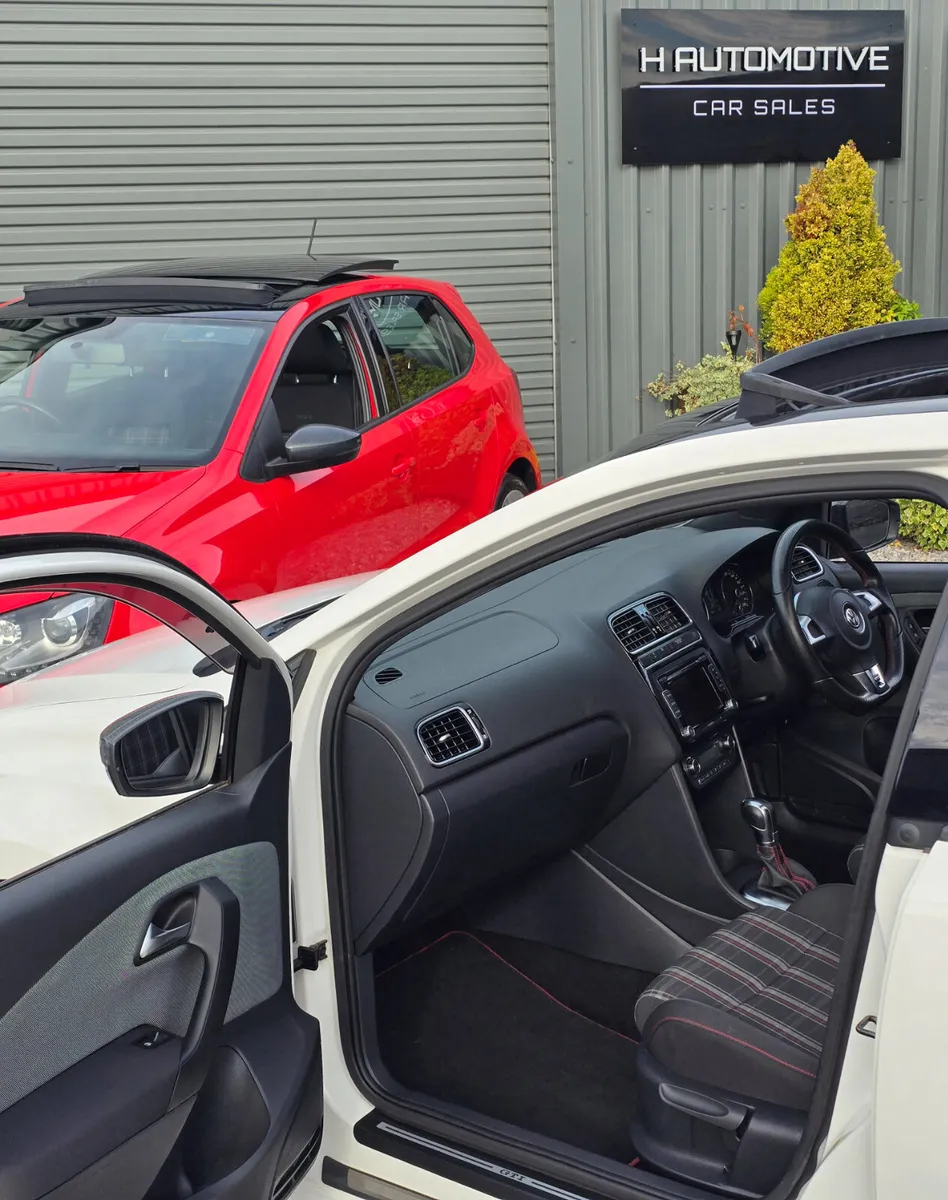 2012 VOLKSWAGEN POLO GTI DSG PAN ROOF LOW KMS - Image 4