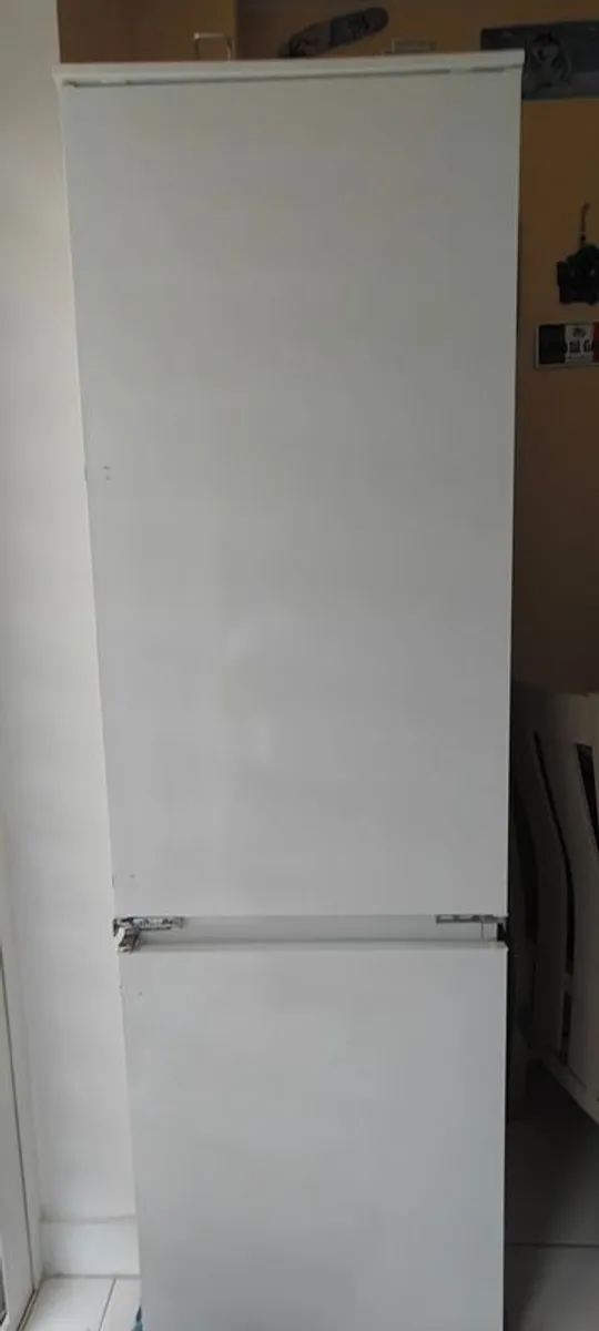 Integrated fridge freezer Electrolux 70/30 - Image 3