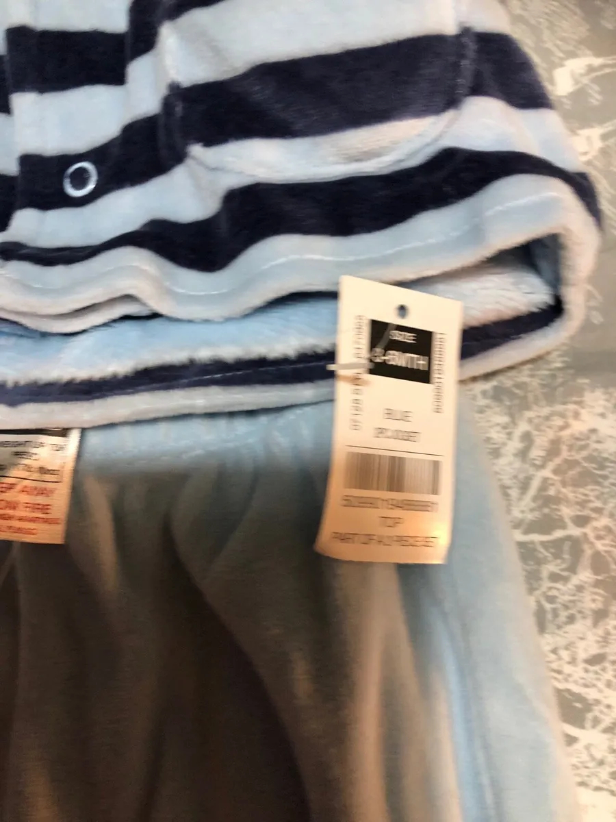 Boys BNWT two piece suit 3/6 mths €8 - Image 2