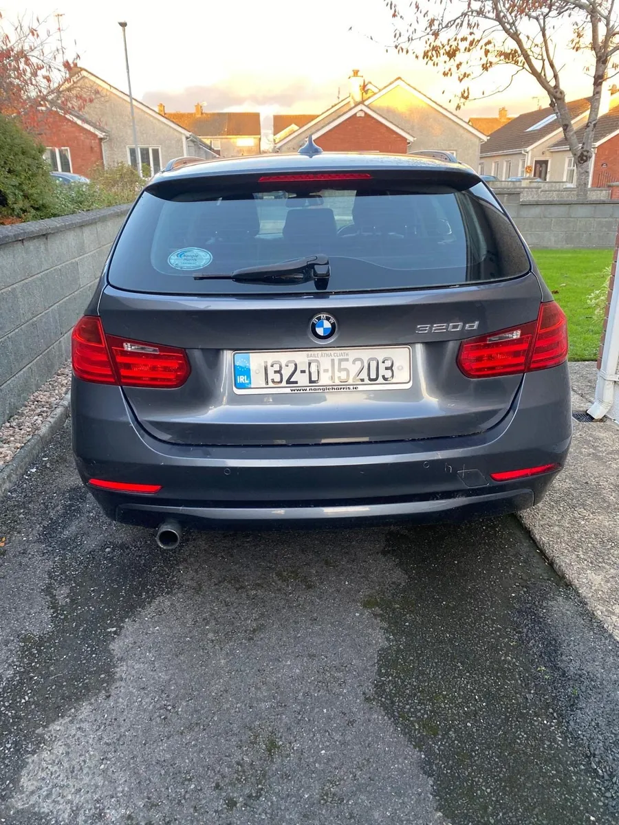 BMW 320d estate - Image 3