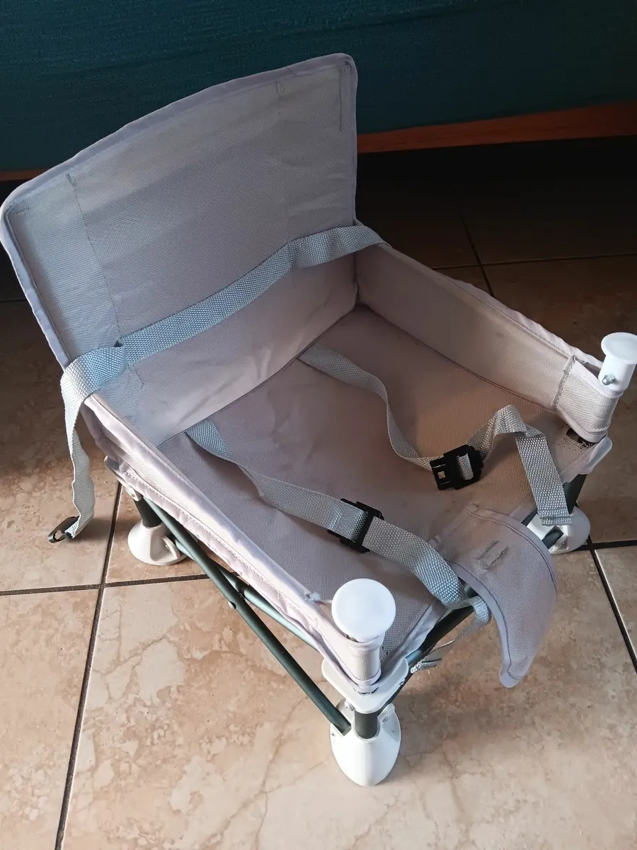 Travel high chair attachment - Image 2