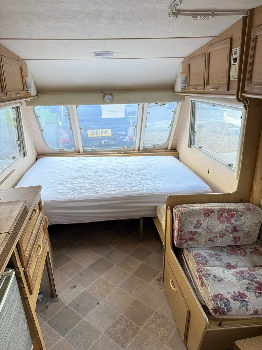 Swift touring caravan - Image 2