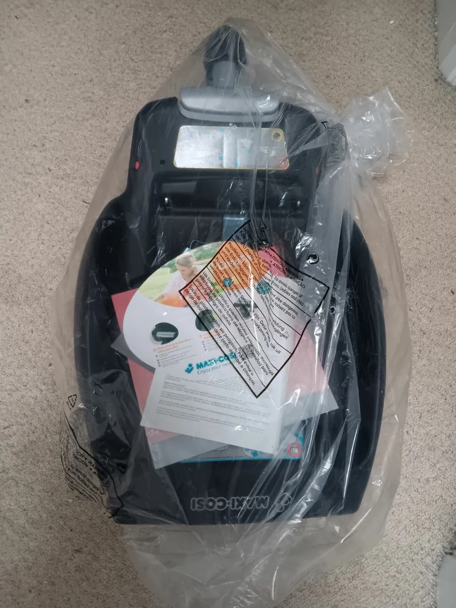 New Maxi Cosi Cabriofix Isofix - Image 2