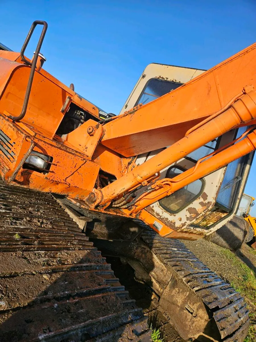 Hitachi ex120-1 - Image 4